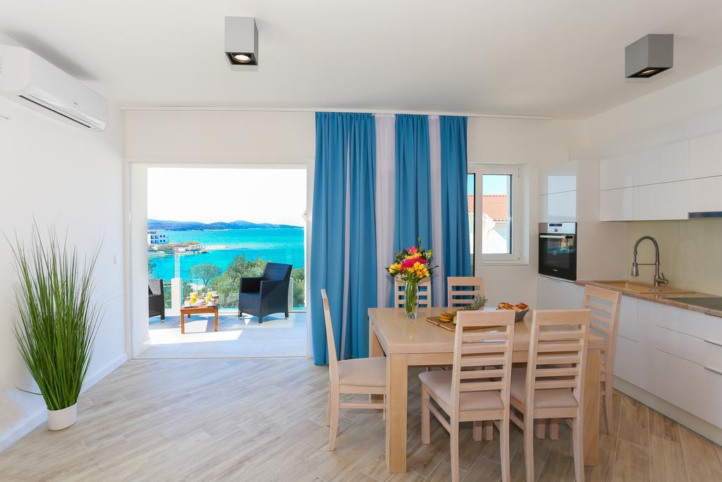 Aqua Apartment